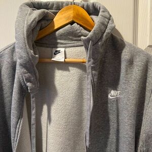 Nike zip up sweater. Great pre owned condition